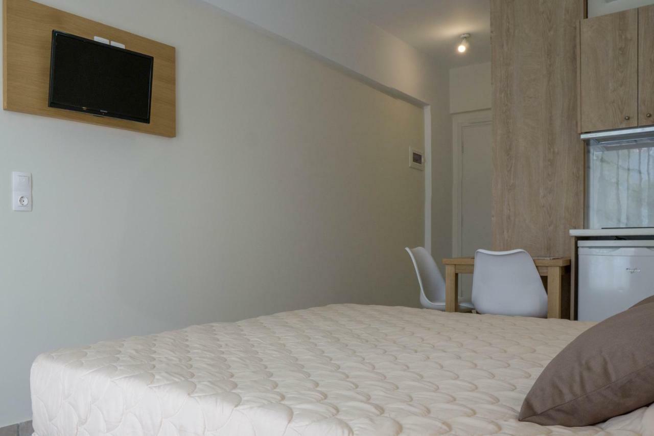 Aparthotel Pinelopi *